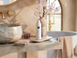 RITUALS Foaming Shower Gel from The Ritual of Sakura 200ml with Rice Milk and Cherry Blossom Skin Nourishing and Renewing Properties