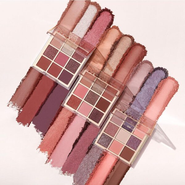 Ultimate Nudes Eyeshadow Palette 8.1g