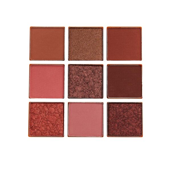 Ultimate Nudes Eyeshadow Palette 8.1g